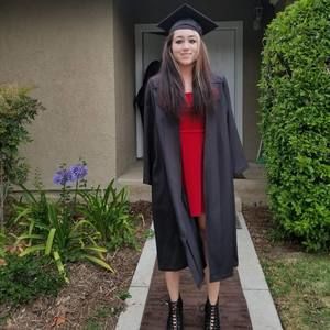 Meet your Posher, Katrina